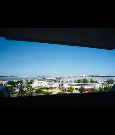 Joli 21m2 Vue Port+mer Etbalcon